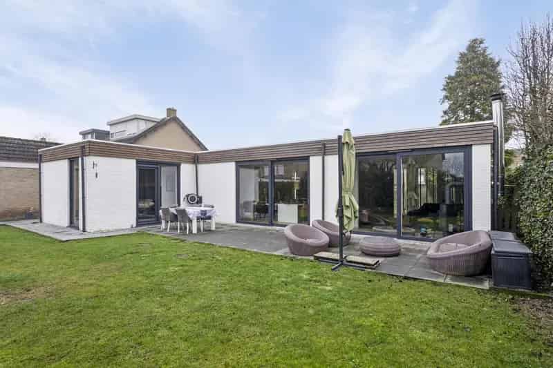 Gasloze Bungalow Sprang Capelle  Energiepositief 2 slaapkamers