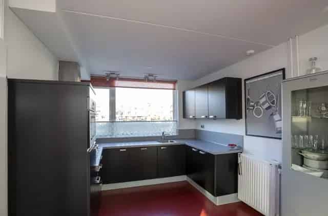 Te Huur: Ruime 5-Kamer 2-onder-1-Kap Woning Oosterhout
