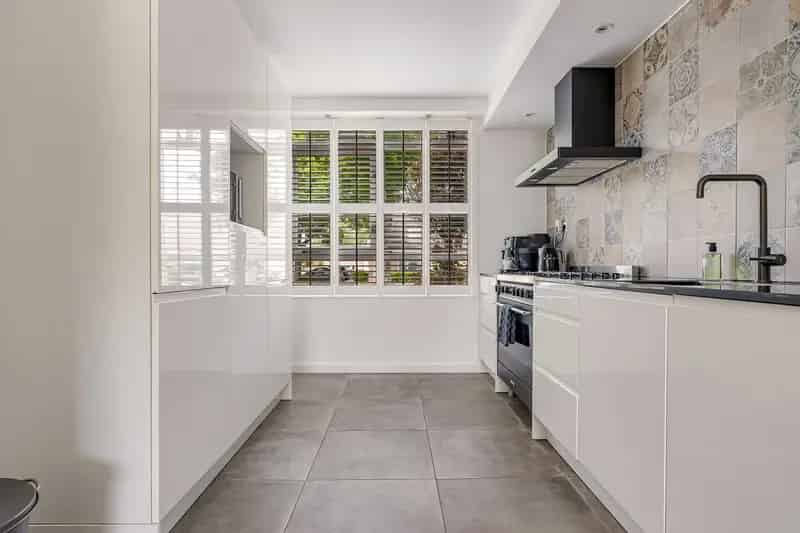4 Slaapkamers Tussenwoning Almere Instapklaar Gerenoveerd