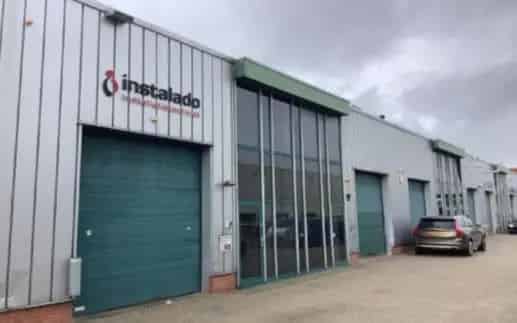 Bedrijfshal Rotterdam 210m2 te Huur