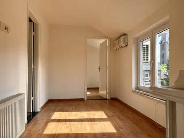 Bovenwoning Geleen 4 Kamers 135m2 Juni 2025