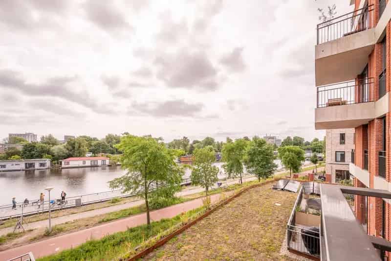 Amsterdam Noord Appartement te koop: 82m2 2 Balkons Parkeerplaats