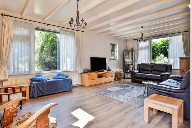 Huis te koop Lith: 4 slaapkamers, grote tuin, carport