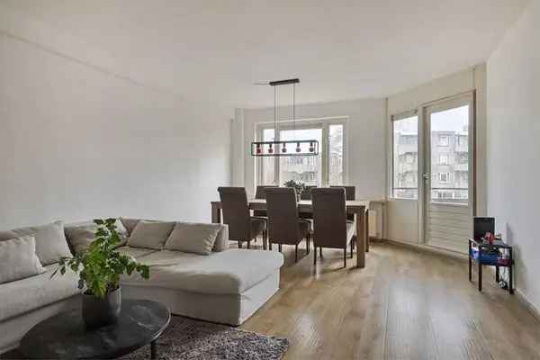 Ruim 4-kamerappartement 95m2 3 Balkons Nabij Winkels