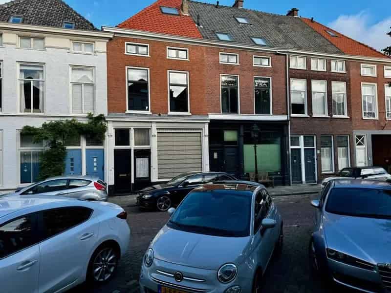 Dubbel bovenhuis Archipelbuurt Den Haag 15 jaar
