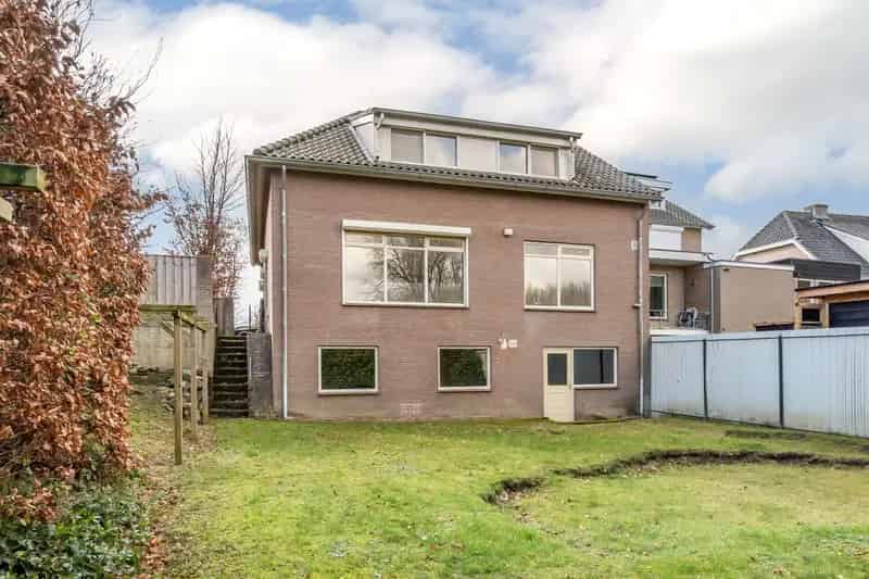Riante Vrijstaande Woning Alem met Tuin en Mogelijkheden