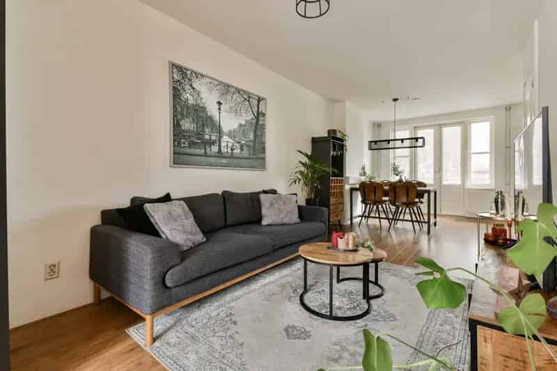 Appartement te koop Pijp 41m2 Frans balkon Berging