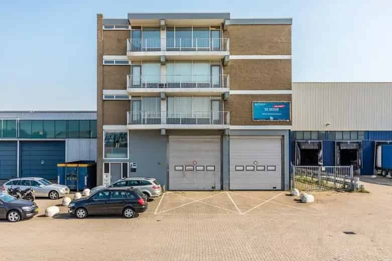 139 m2 Kantoorruimte te Huur Rotterdam Waalhaven