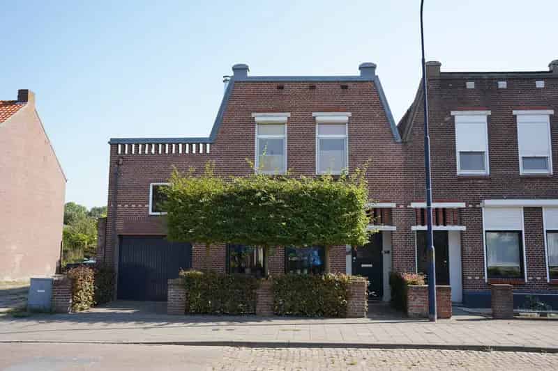 Instapklare woning Breskens 3 slaapkamers moderne keuken tuin garage