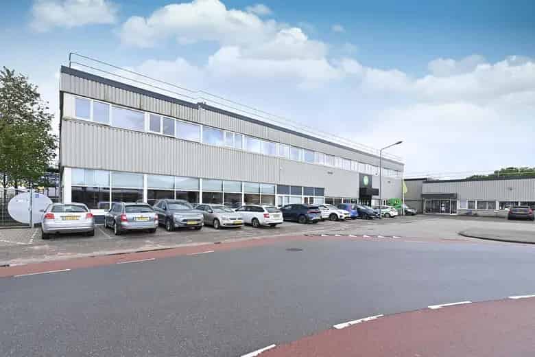 140-2300 m2 Bedrijfsruimte te Huur Hilversum Opslag