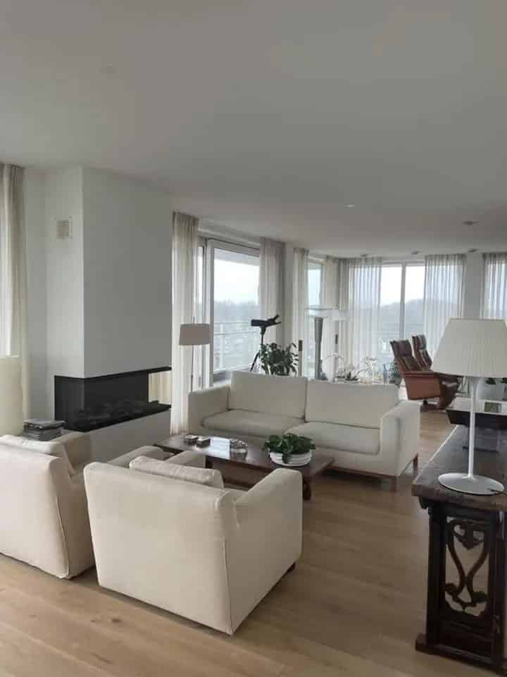 Luxe Penthouse Nijkerk te Huur 2 Slaapkamers Dakterras