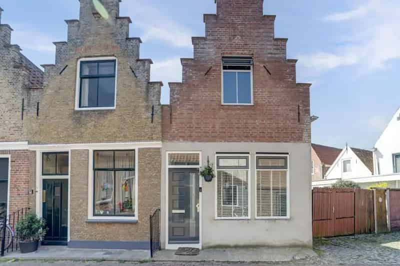 Stadswoning Zierikzee Moderne Afwerking 2 Slaapkamers Zonnige Tuin