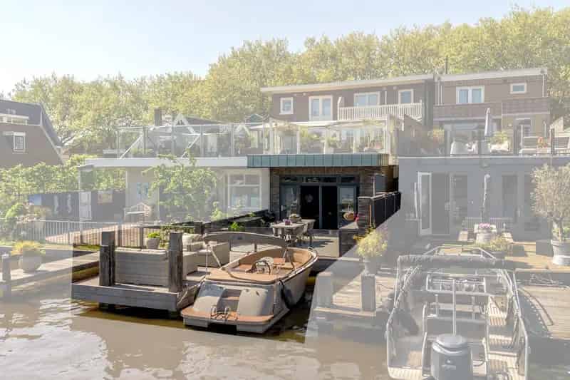 Luxe Appartement Zaandam Aan Het Water Met Aanlegsteiger