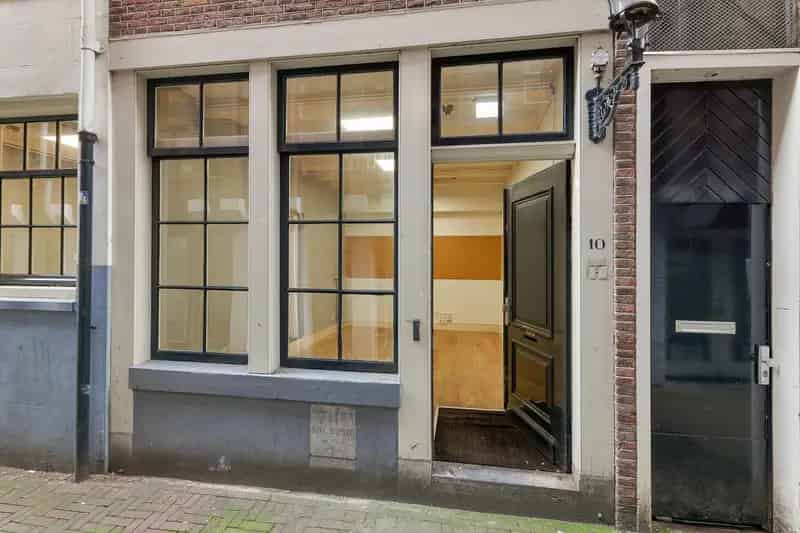 Kantoorruimte Amsterdam Gouwenaarssteeg 29m2