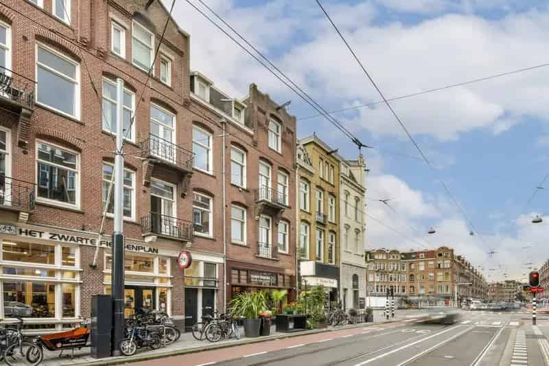 Beleggingspand Amsterdam Koninginneweg: Winkel en 3 Bovenwoningen