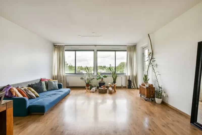 Lichtrijk 3-kamer appartement Amsterdam Nieuw Sloten