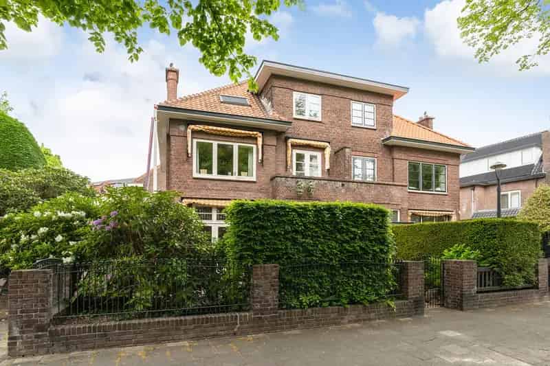 Huis te koop: Oosteinde 219 2271 EG Voorburg | Funda