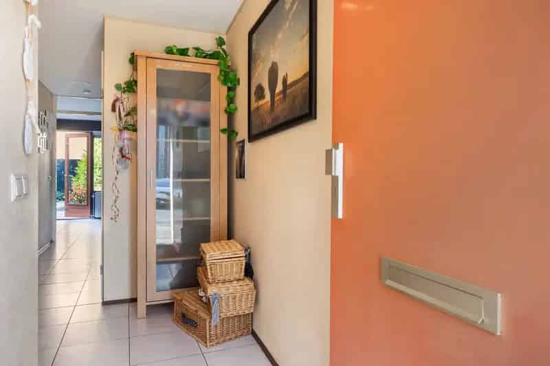 Huis te koop Apeldoorn: Ruime hoekwoning met dakterras en garage