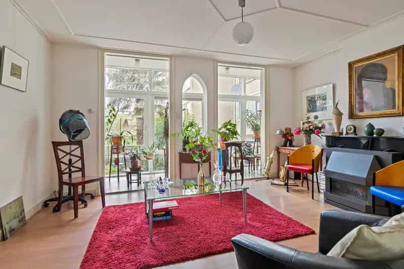 Herenhuis Rotterdam Noord 5 Verdiepingen 3 Adressen