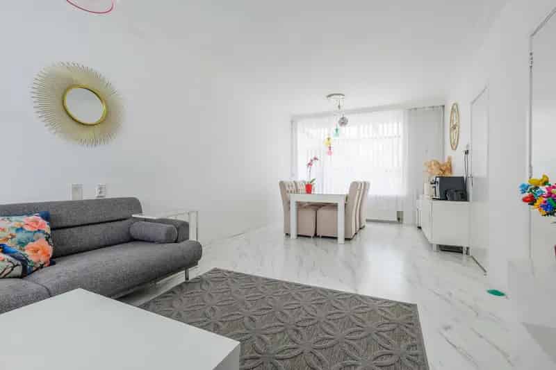 Ruime Tussenwoning Rotterdam Zuid 4 slaapkamers Tuin Overkapping