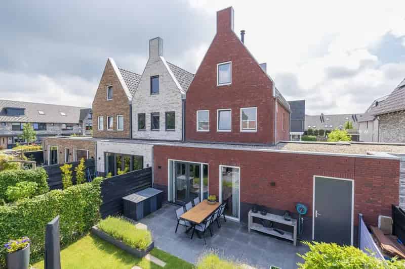 Huis te koop Hillegom: Ruime hoekwoning 173m2, 2021, energielabel A