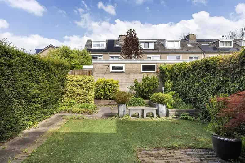 Ruime gezinswoning 4 slaapkamers Dubbeldam