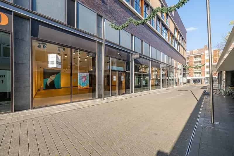 Commerciële Ruimte Geleen 691m² Te Huur Centrum