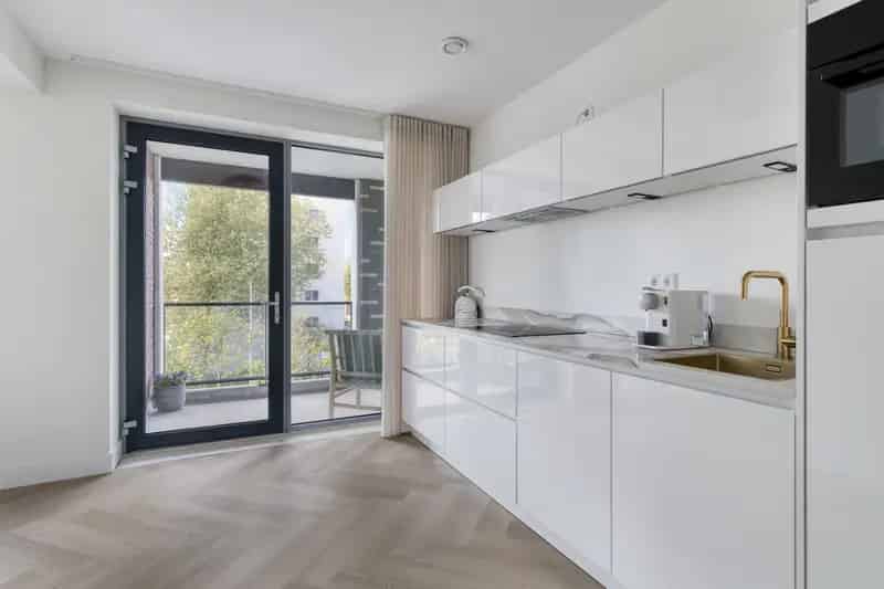 Modern 2-Kamer Appartement Purmerend  Balkon Parkeerplaats Energielabel A+