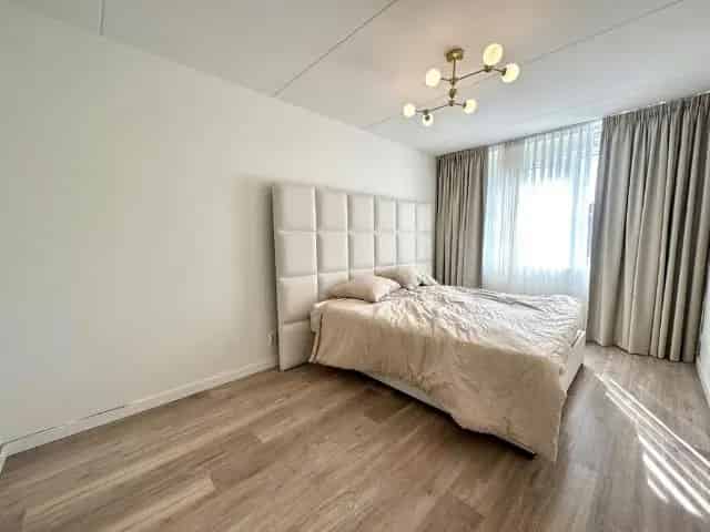 Moderne 4 Slaapkamers Eengezinswoning Den Haag Leyenburg