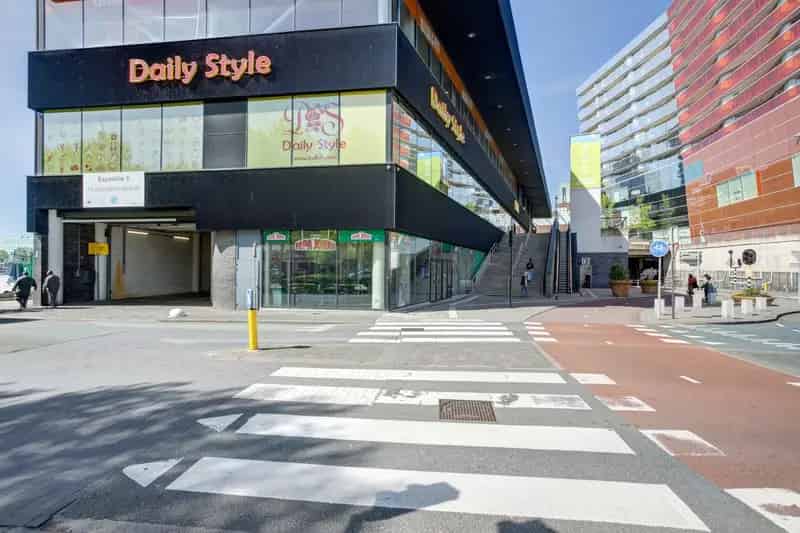 Winkelruimte te Huur Koop Almere Hospitaalpromenade 180m²