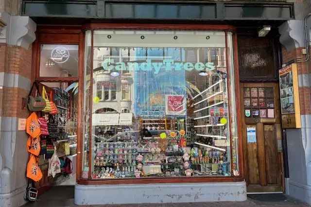 Winkel Amsterdam | Zoek winkels te huur: Raadhuisstraat 49 1016 DD Amsterdam [funda in business]