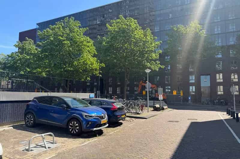 Parkeerplaats te Koop KNSM-laan Amsterdam