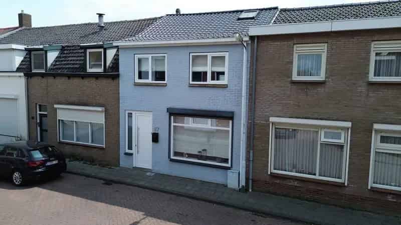Tussenwoning Sas van Gent 3 slaapkamers instapklaar