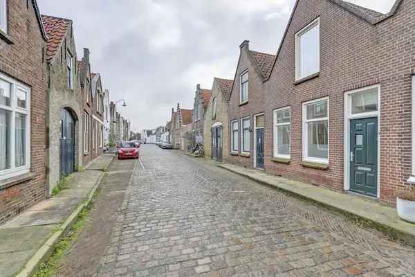 Stadswoning Zierikzee 60m2  2 slaapkamers  Stadstuin