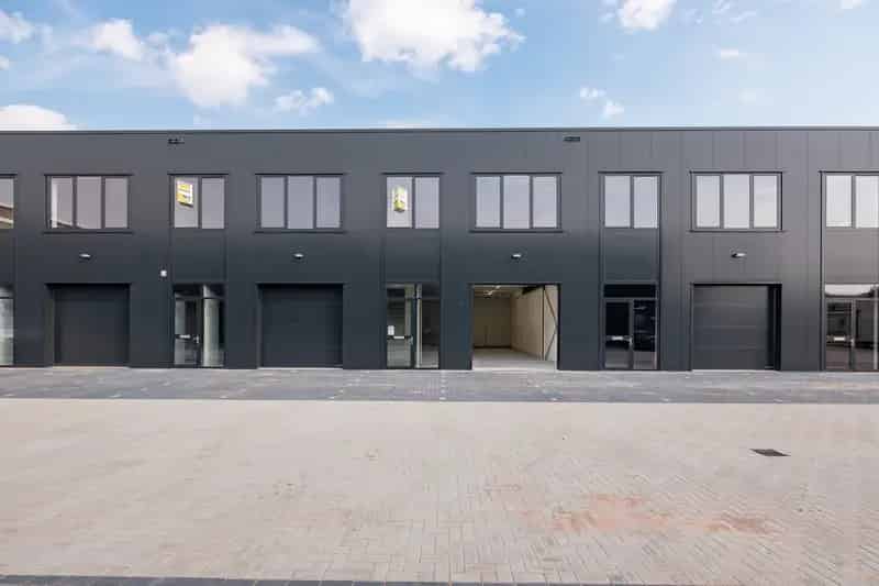 Bedrijfshal te Huur Barneveld 210m2