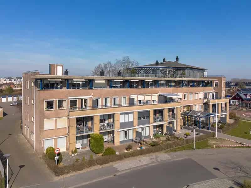 Ruim 2-kamerappartement in Centrum met Balkon en Garage