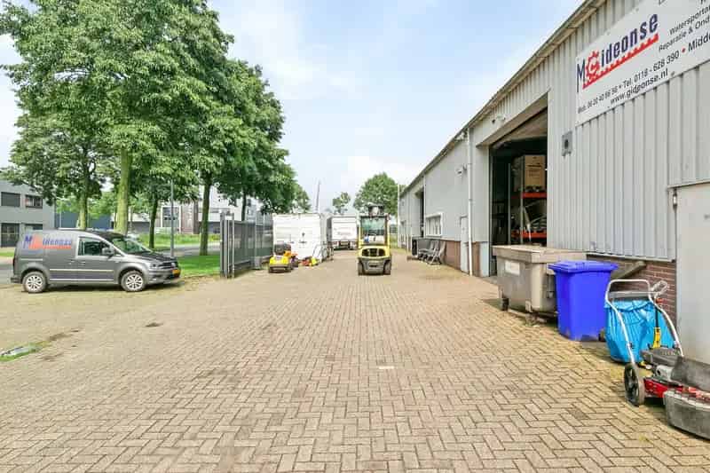 Bedrijfshal te koop Middelburg 862m2 inclusief exploitatie