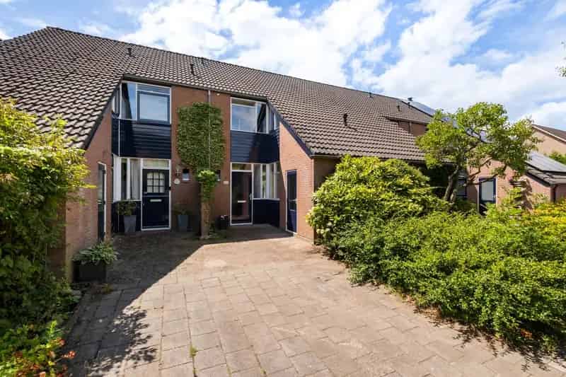 Instapklare Tussenwoning Nijkerk 3 slaapkamers Tuin Zonnepanelen