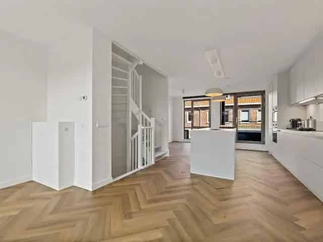 Gestoffeerd Herenhuis 4 Slaapkamers Scheveningen