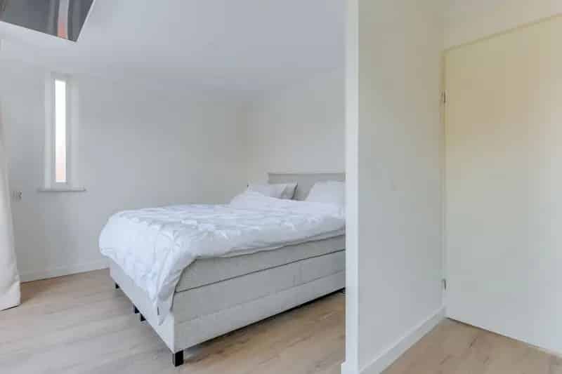 Huis te koop Hoorn 5 slaapkamers 2 badkamers 16 zonnepanelen