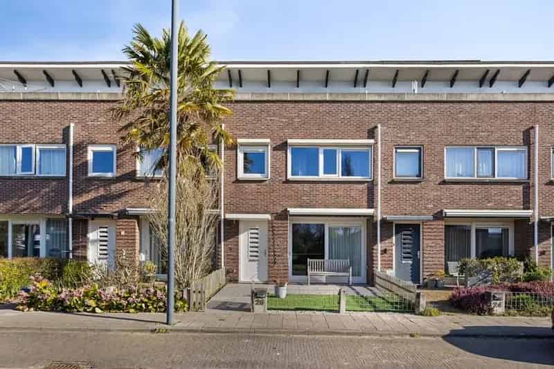 Ruime Eengezinswoning te Koop Vlissingen 4 slaapkamers Grote Tuin Dakterras