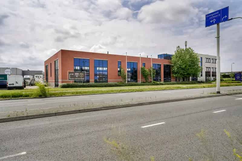Bedrijfshal te huur Rijnsburg 1170m2 Nabij Royal FloraHolland