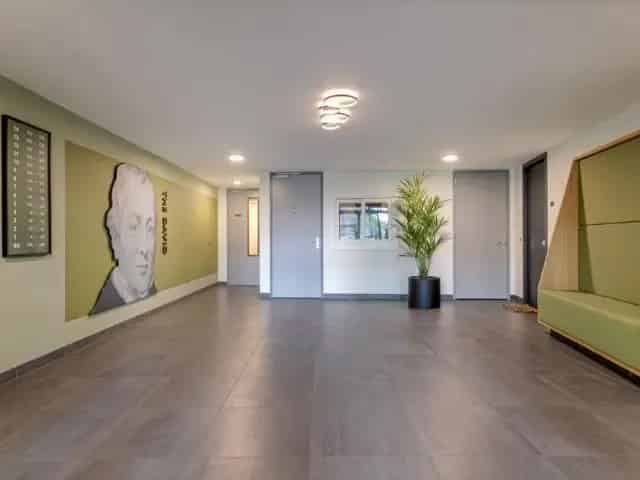 2 Kamer Appartement Amsterdam Riekerpolder 67m2 Balkon