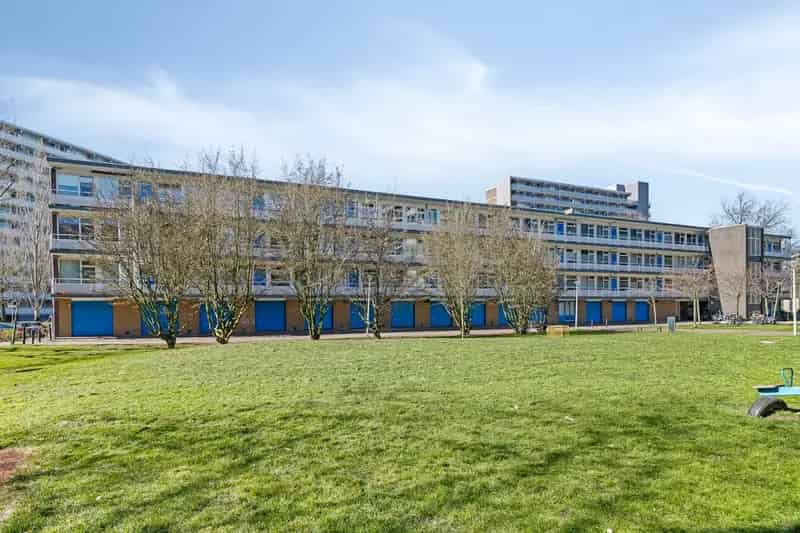 4 Kamerappartement Schiedam te moderniseren 78m2 Balkon