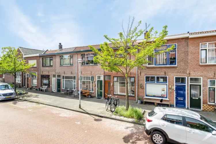 Eengezinswoning Te Koop in Leiden, Zuid-Holland