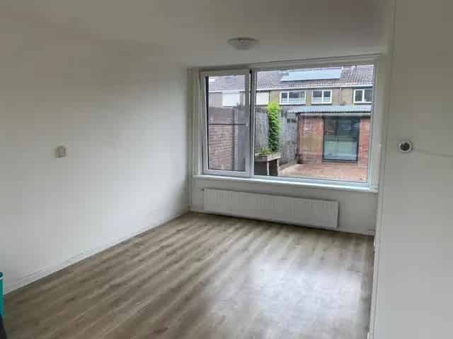 Tussenwoning te huur Sluiskil 4 kamers 85m2