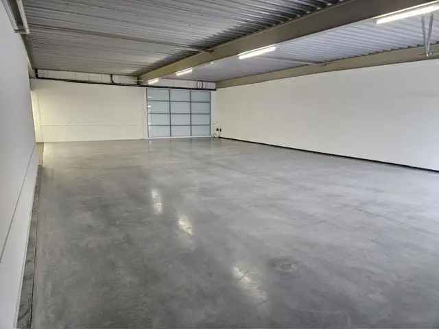 Bedrijfshal te huur Hoogeveen 210m²