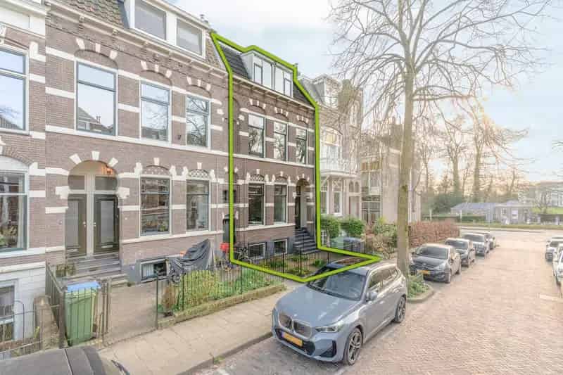 Herenhuis Arnhem St Peterlaan 8 slaapkamers 247m2 tuin