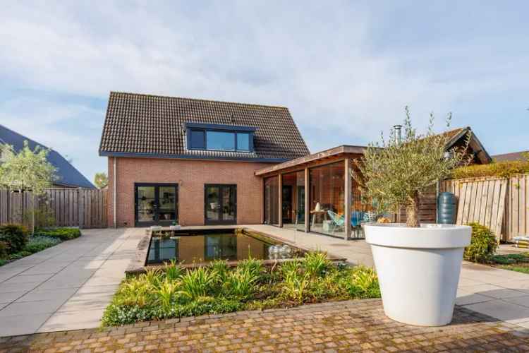 Luxe woning te koop Leersum: Tuinkamer, Vijver, Garage en Appartementen