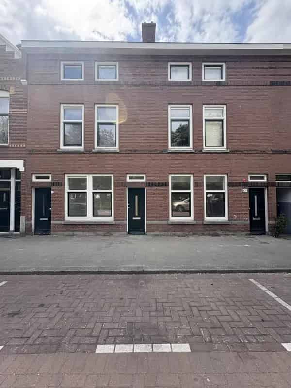 Appartement Hillevliet Rotterdam 4 Kamer begane grond grote tuin
